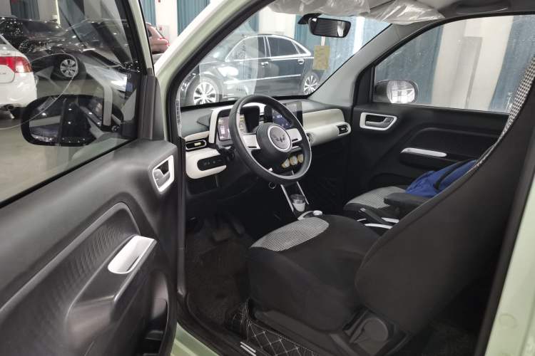 Used Wuling Hongguang MINIEV 2024 3rd Generation 215km Advanced Version