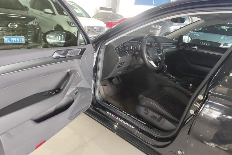 Used Volkswagen Magotan 2020 330TSI DSG Luxury Edition