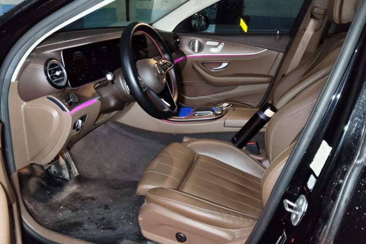 Used Mercedes-Benz E-Class 2022 Second Facelift E 300 L Luxury Edition Left Front Seat