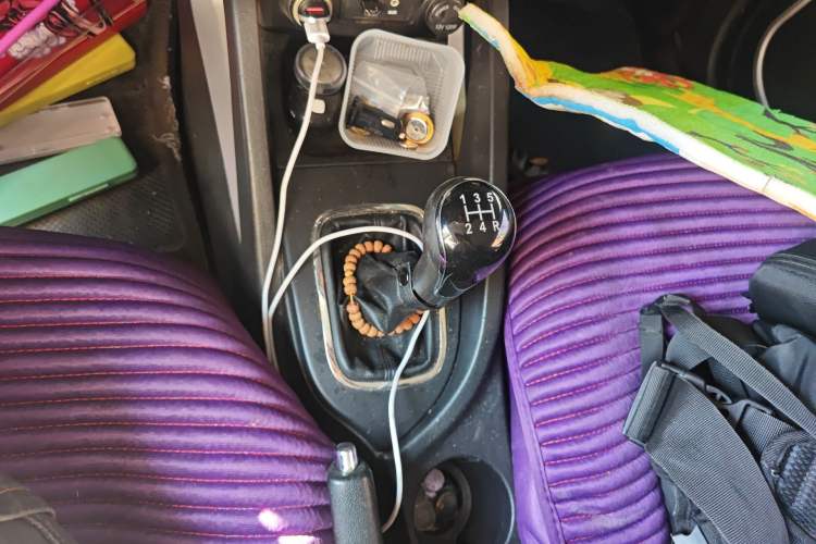 Used CHANGAN CS35 2015 1.6L Manual Luxury Model China V Standard