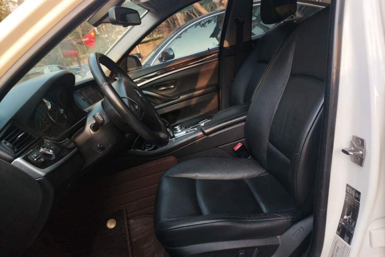 Used BMW 5 Series 2012 523Li Luxury Model Left Front Seat