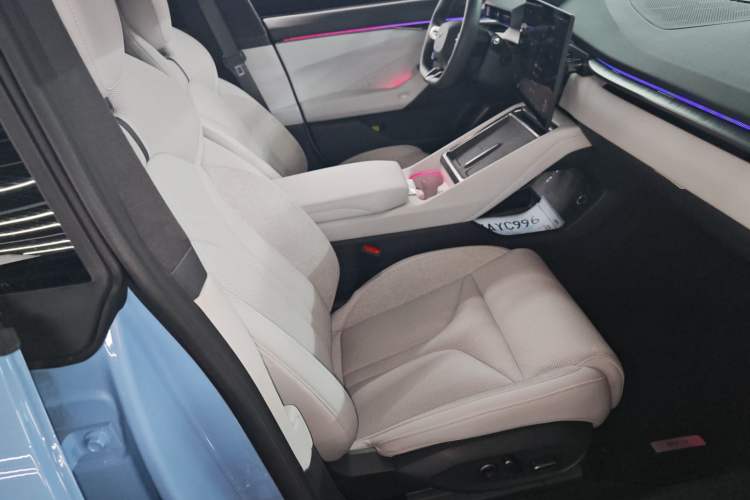 Used XPeng P7 2025 Model—702 Long Range Ultra