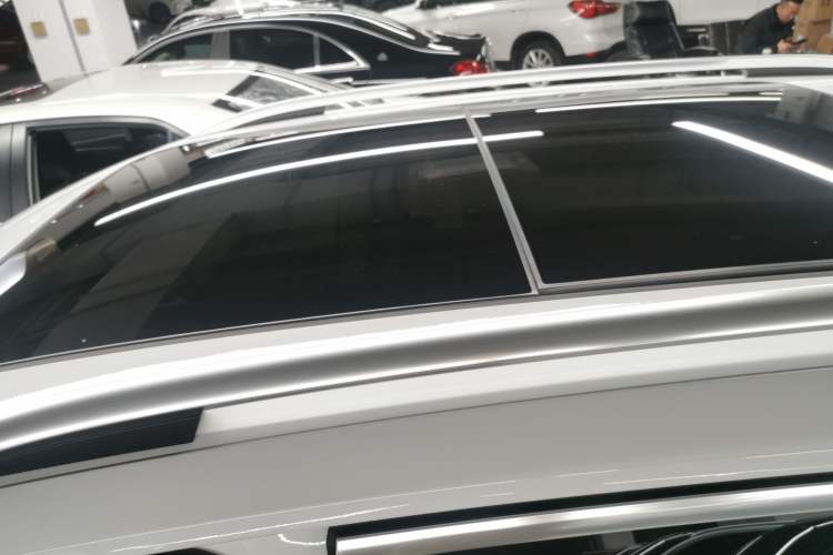 Used Volkswagen Tayron GTE Plug-in Hybrid 2023 280TSI Luxury Plus Advanced Edition Roof