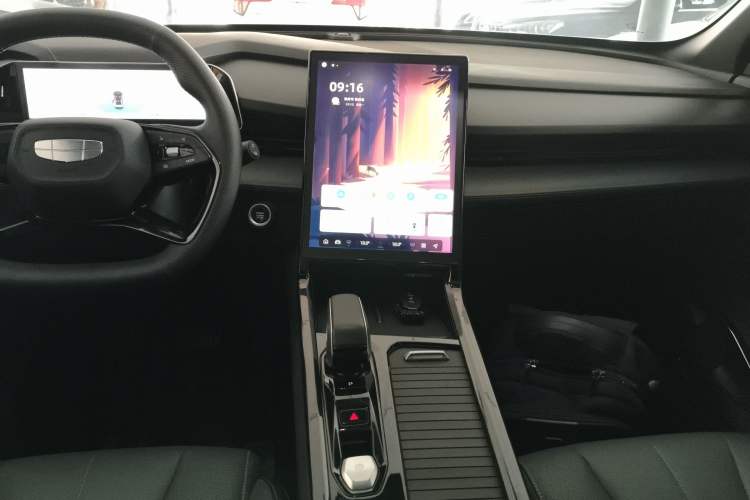 Used Geely Auto Emgrand X7 Sport 2024 1.5TD Dragon Edition