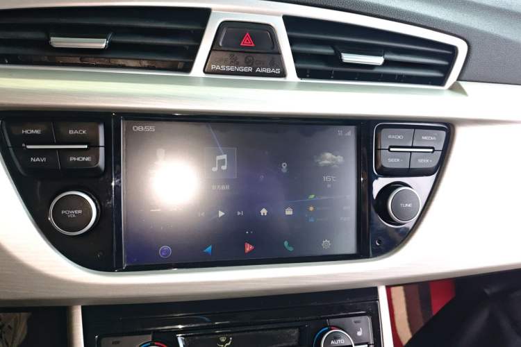 Used Geely Auto Emgrand X7 Sport 2020 1.8TD DCT Two-Wheel Drive Smart Connect 4G-Enabled Version