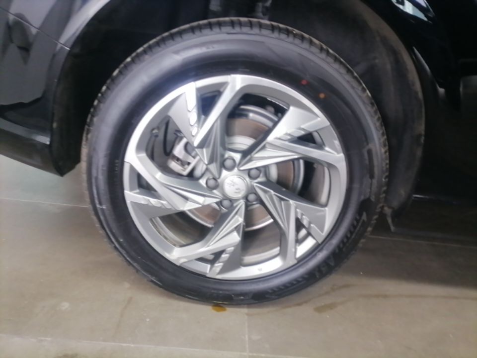 Hongqi HS3 PHEV 2025 Model 117km Jingwei Edition — снимка 11