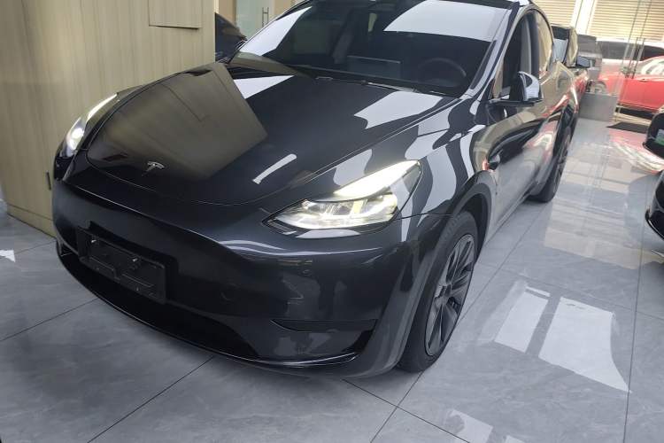 Used Tesla Model Y 2024 Rear-Wheel-Drive Version