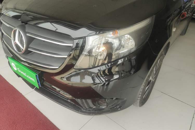 Used Mercedes-Benz Vito 2021 2.0T Elite Version 7 Seats Left Front Headlight