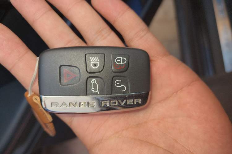 Used Land Rover Range Rover Evoque 2017 2.0T Vivid Black Limited Edition
