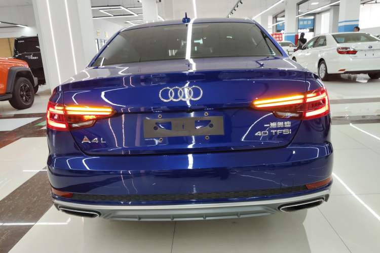 Used Audi A4L 2019 40 TFSI Fashion Edition China VI Emission Standard Rear