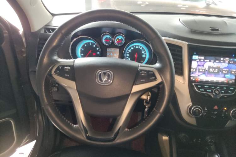 Used Changan CS35 2014 1.6L Automatic Luxury Model China IV Standard
