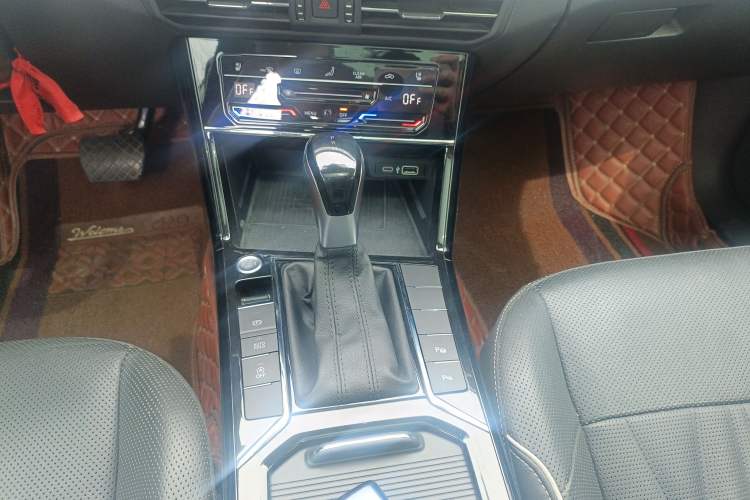 Used Volkswagen Passat 2022 330TSI Starry Luxury Edition – Exclusive Special Edition