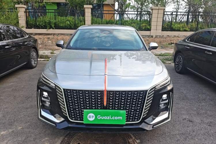 Used Hongqi H5 2025 2.0T Automatic Flag Edition – 500 000 Units Commemorative Version