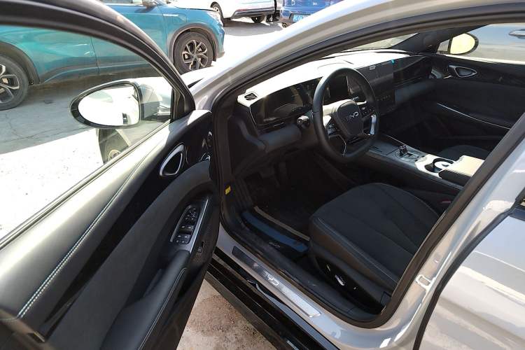 Used BYD Seal 2025 600 All-Wheel Drive Intelligent Driving Version