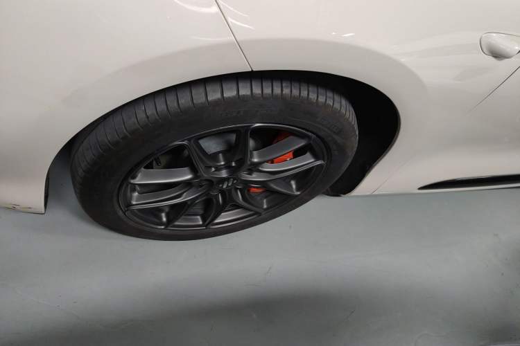 Used IM LS6 2023 Max Standard Edition