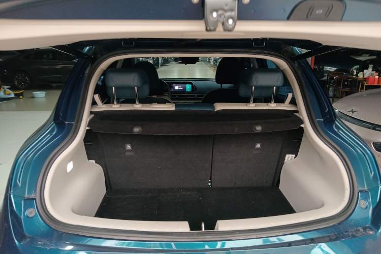 Used ORA Good Cat 2022 Morandi Edition 400km Standard Range Premium Version Lithium Iron Phosphate