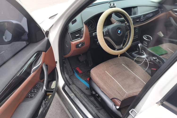 Used BMW X1 2015 sDrive18i Leading Edition Driver Seat