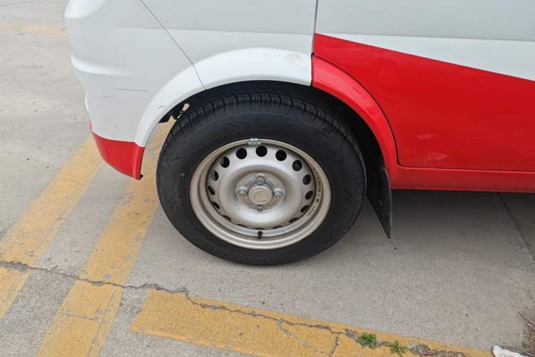 Used Dongfeng Xiaokang K07S 2022 1.3L High-Power Base Version Left Front Wheel Hub