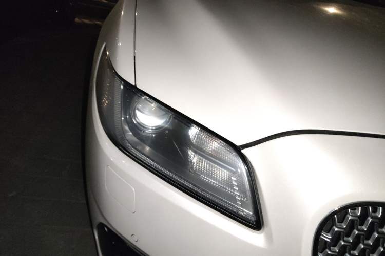 Used Lincoln Continental 2018 2.0T Two-Wheel Drive Deluxe Edition
