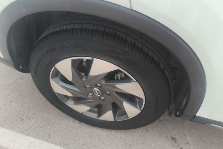 Used GAC Trumpchi GS4 2022 270T Manual Elite Edition Right Rear Wheel Hub