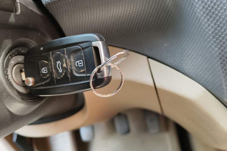 Used Wuling Hongguang 2014 1.5L S Luxury Model
