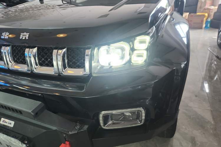 Used BAIC Off-Road BJ40 2019 PLUS 2.3T Automatic Four-Wheel Drive Flagship Edition China VI Emission Standard Left Front Headlight