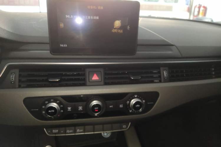 Used Audi A4L 2017 40 TFSI Ambition Edition