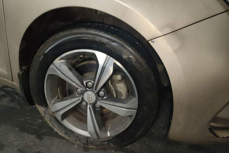 Used Geely Auto Emgrand GL 2018 1.4T Manual Elite Smart Connectivity Version
