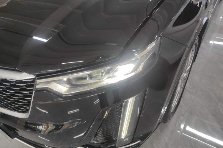 Used Cadillac XT6 2021 2.0T Six-Seater Four-Wheel-Drive Luxury Version