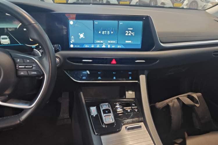 Used Hyundai Sonata 2020 270TGDi DCT GLS Elite Edition Audio And AC Panel