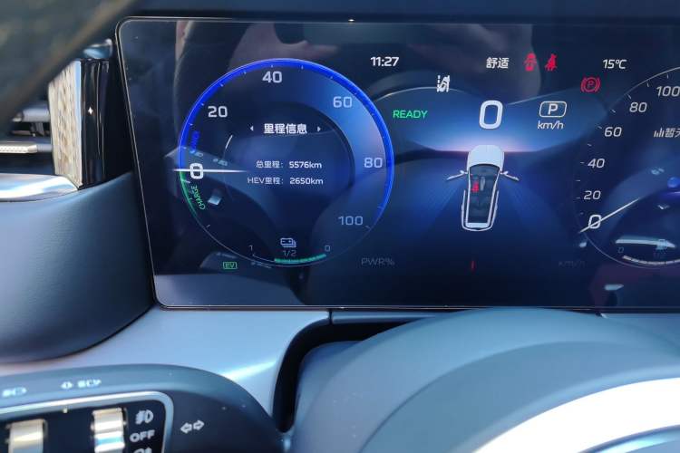 Used Hongqi HS7 PHEV 2024 2.0T PHEV Two-Wheel Drive Flagship Edition 6 Seats