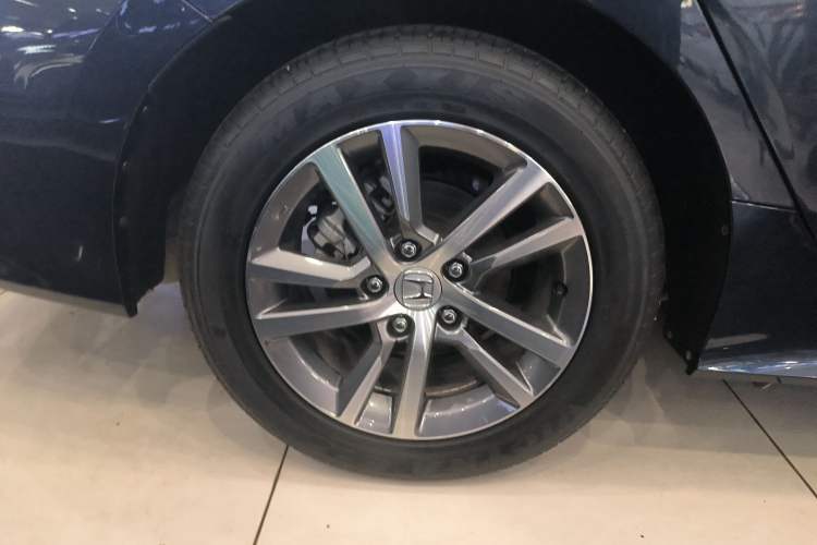 Used Honda Civic 2022 240TURBO CVT Dynamic Edition Right Rear Wheel Hub