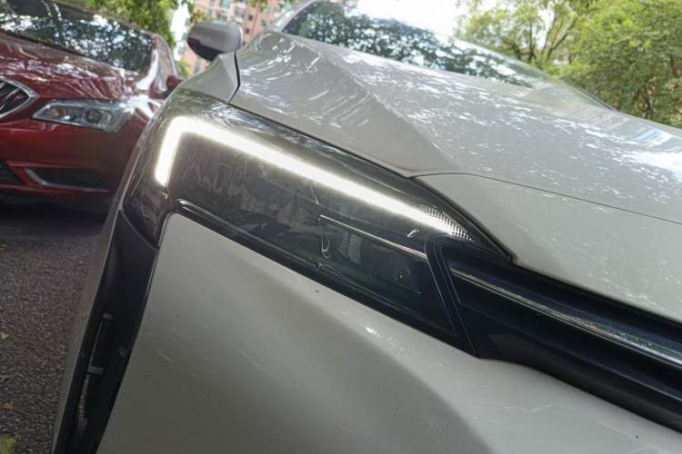 Used Buick Velite 6 2019 Connected & Smart Edition Right Front Headlight