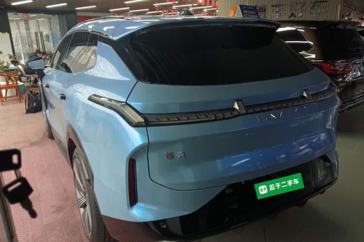 Used Lynk & Co 08 EM-P 2023 220km All-Wheel-Drive Performance Halo