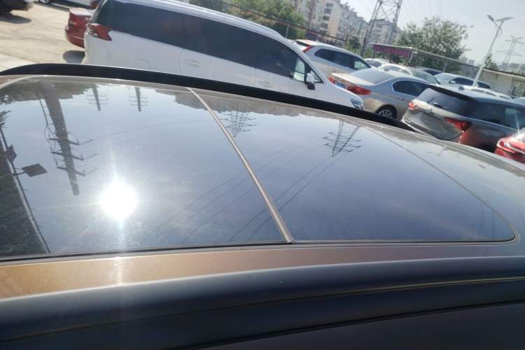 Used BMW X1 2015 sDrive18i Fashion Upgrade Edition Roof