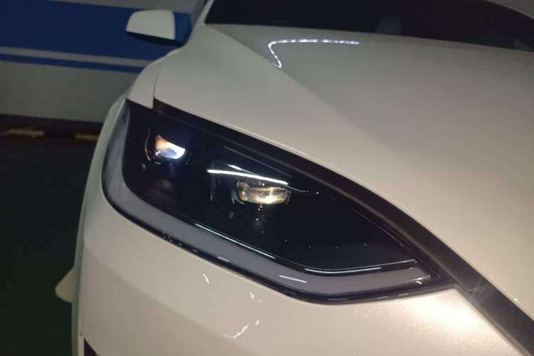 Used Tesla Model X 2023 Three-Motor All-Wheel-Drive Plaid Version Right Front Headlight