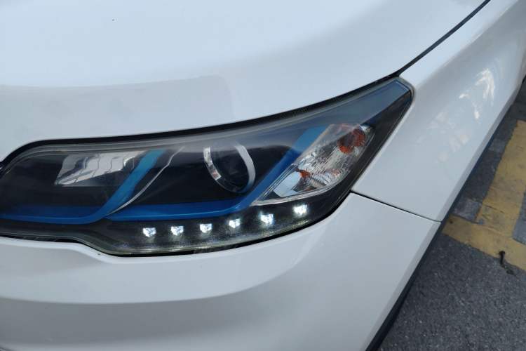 Used Soueast DX3 2018 EV Luxury Model