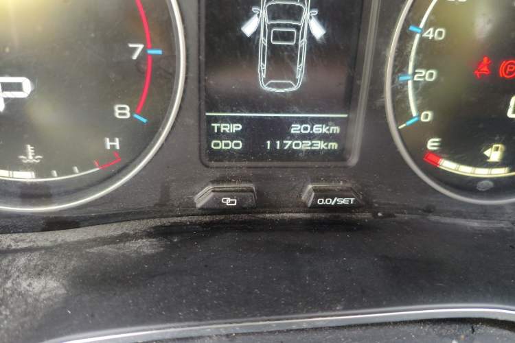 Used Geely Auto Vision X6 2016 1.3T CVT Luxury Model Odometer Close Up