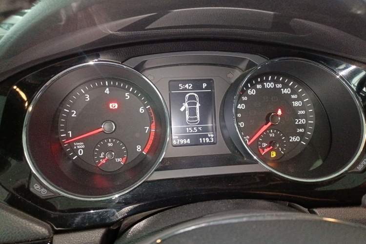 Used Volkswagen Sagitar 2017 180TSI Automatic Luxury Edition