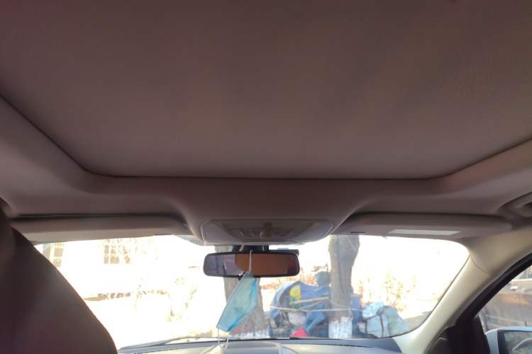 Used Ford Kuga 2013 2.0L GTDi Four-Wheel-Drive Sport Model Headliner