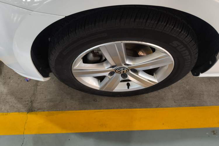 Used Volkswagen Golf 2018 1.6L Automatic Fashion Model