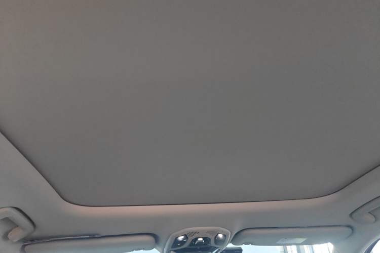 Used Lynk & Co 06 EM-P 2022 PHEV 84 km Range Pro Version