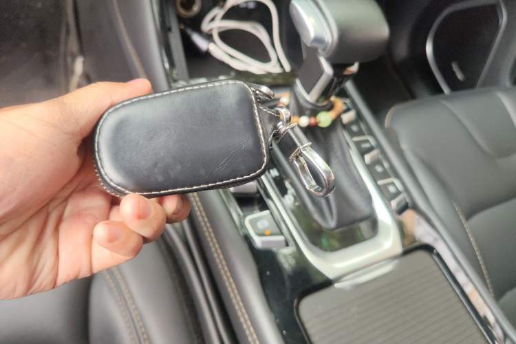 Used CHANGAN OSHAN COSPro 2021 1.5T Automatic Pilot Model 7 Seats
