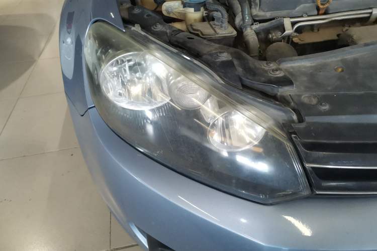 Used Volkswagen Golf 2012 1.4 TSI Automatic Comfort Edition Right Front Headlight