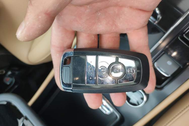 Used Lincoln Corsair 2020 2.0T Two-Wheel Drive Luxury Edition Interior 1