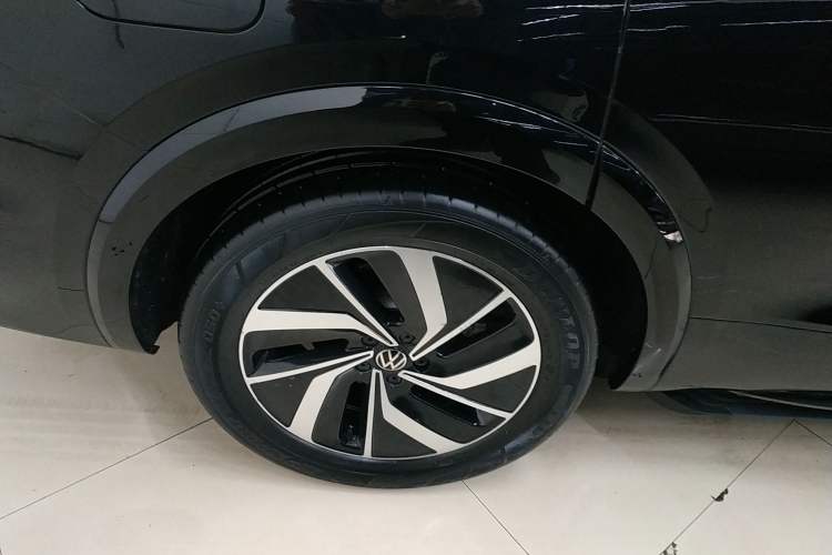 Used Volkswagen Viloran 2024 380TSI Luxury Edition Right Rear Wheel Hub