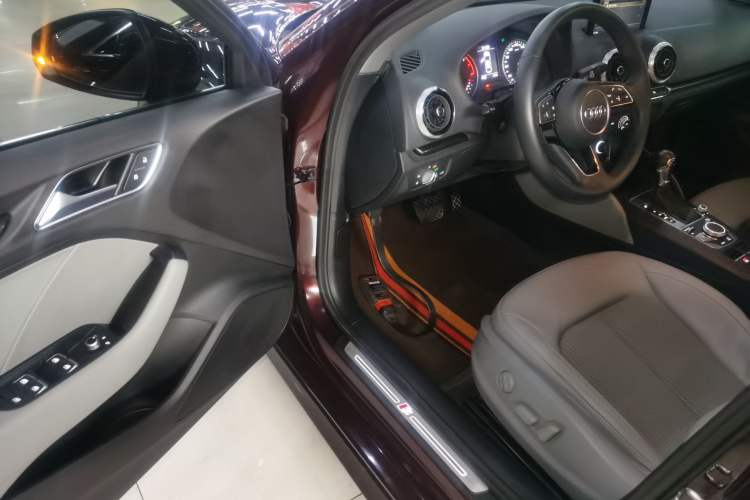 Used Audi A3 2019 Limousine 35 TFSI Fashion Edition China VI Emission Standard