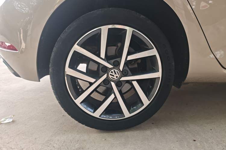 Used Volkswagen Golf 2020 200TSI DSG Comfortable and Ambitious Edition