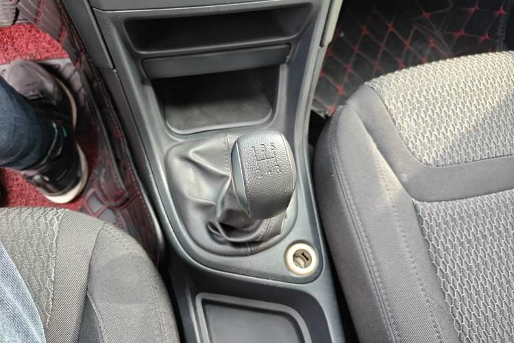 Used Peugeot 308 2014 Enjoy Edition Classic 1.6L Manual YouShang Model
