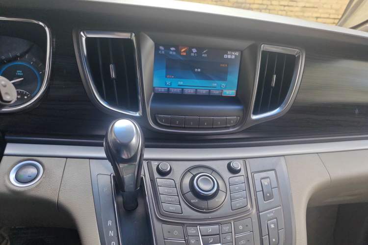 Used Buick GL8 2011 3.0L XT Luxury Business Flagship Edition